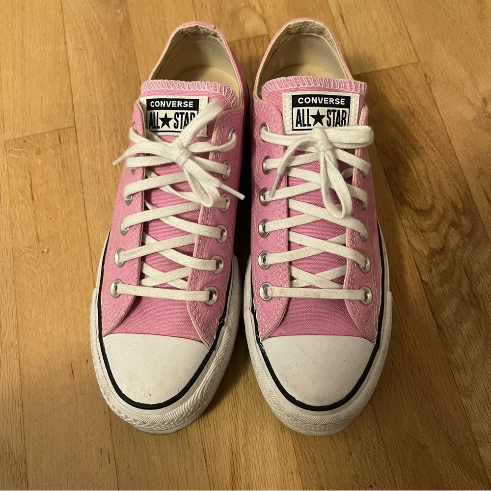 Converse - low top platform sneakers PINK!!!